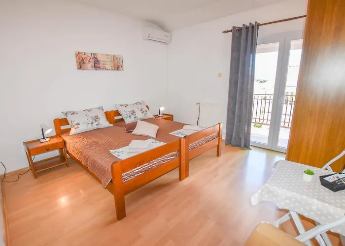 Oak Tree Гостевой дом 3*