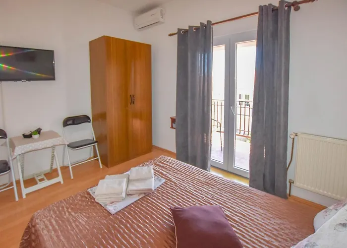 Oak Tree Гостевой дом 3*