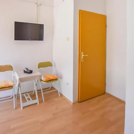 Oak Tree Guest house 3*