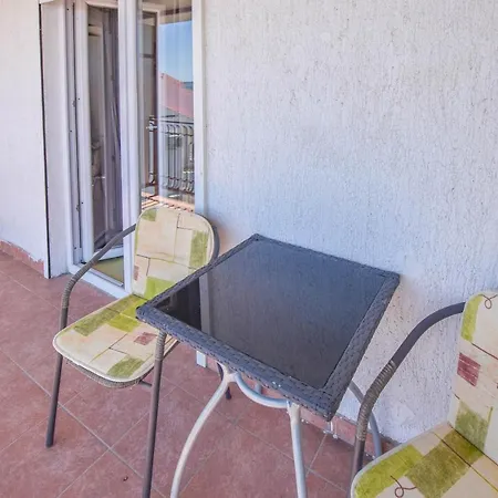 Guest house Oak Tree Biograd Na Moru