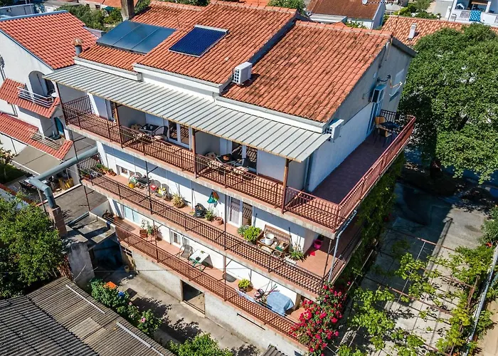 Gostinjska kuća Oak Tree