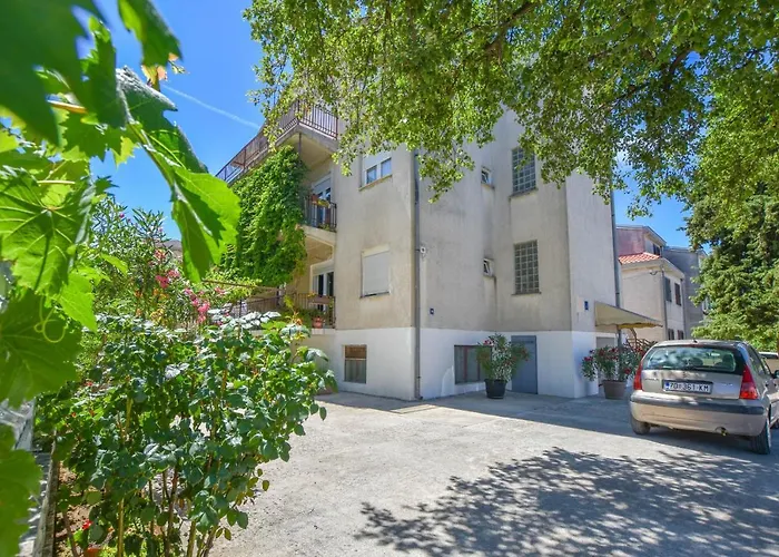 Gostinjska kuća Oak Tree